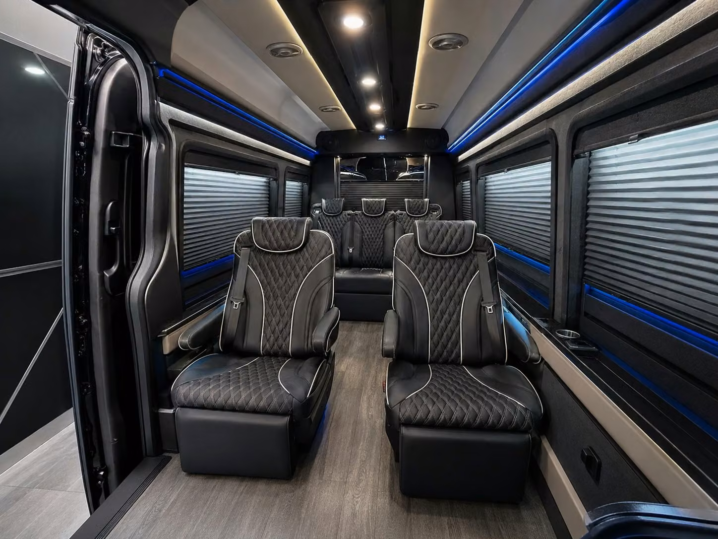 corporate airport shuttle services for thousand oaks businesses and teams