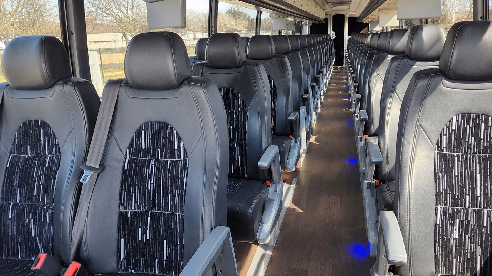 how bus type changes charter bus prices in thousand oaks california