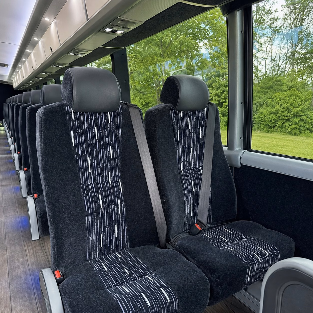 how where and when you re traveling affects your thousand oaks bus rental rate