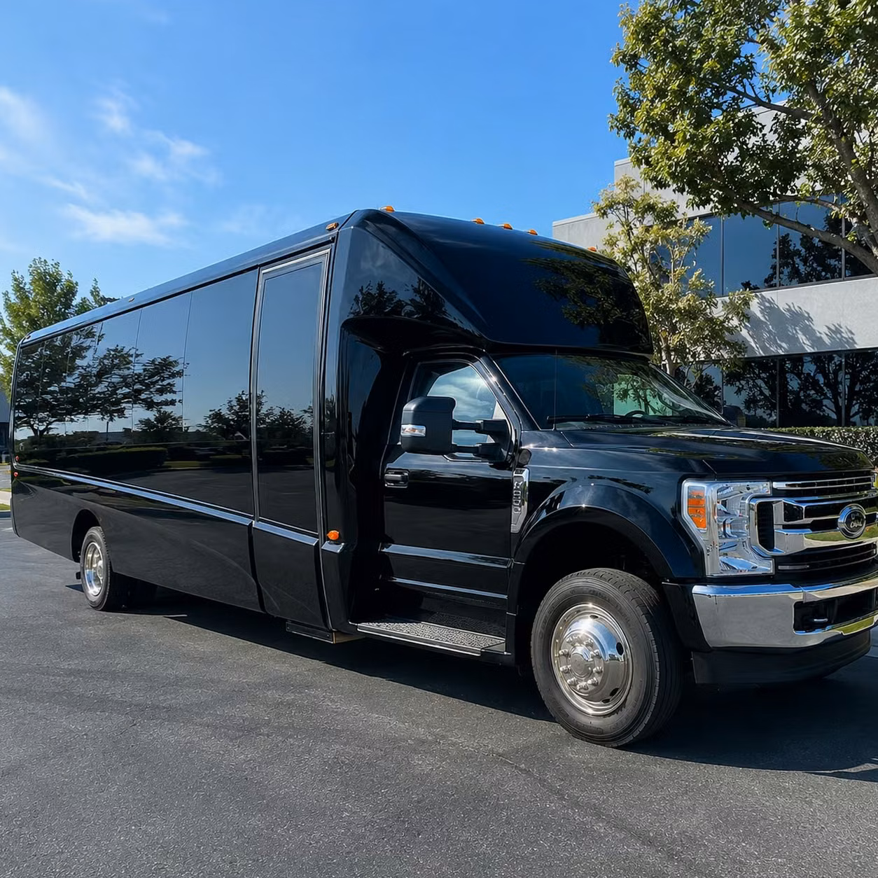 thousand oaks corporate shuttle services